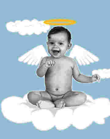 Bébé ange sur son nuage te sourit