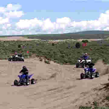 Ils partent à la découvert de l'extrême sur leurs quads