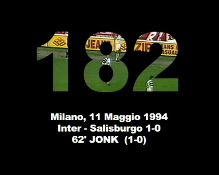 Inter Milan vs Salzburg : Magnifique but de Jonk qui est acclamé par son équipe!